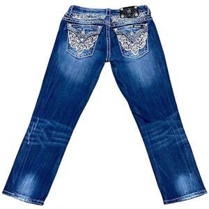 Miss Me Low Rise Distressed Stretch Capri Jeans Size 26x25